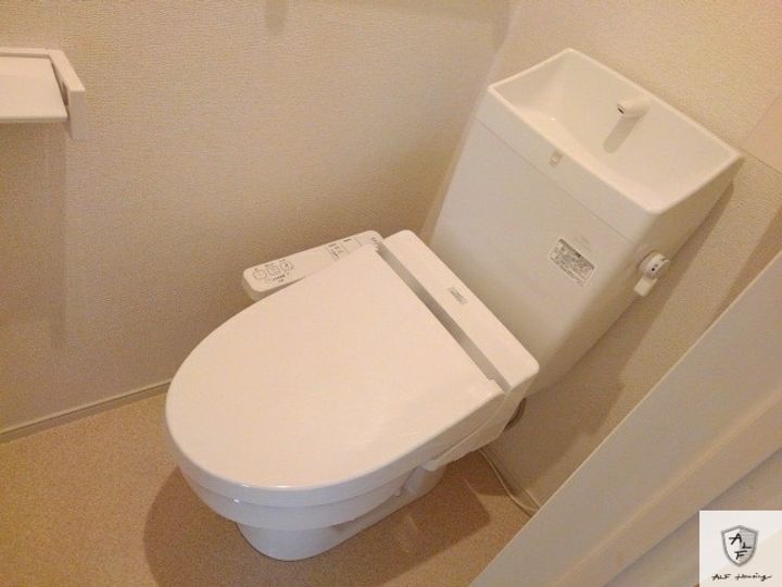ウィステリア IIの内装