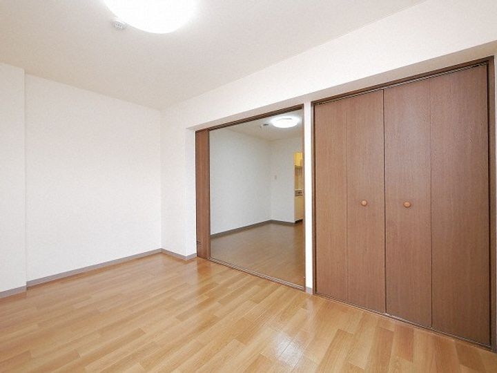 メゾンエクレーレ北18条の内装