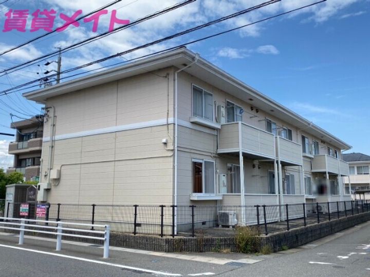 コーポラスアメニティIの外観