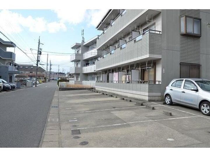 愛知県長久手市仏が根(マンション)の賃貸物件の外観
