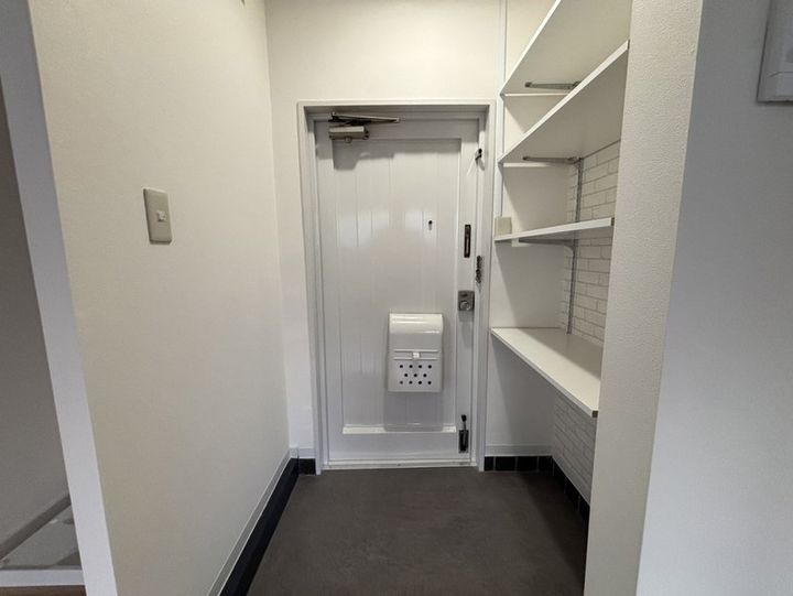 大阪府豊中市服部豊町1(マンション)の賃貸物件の玄関