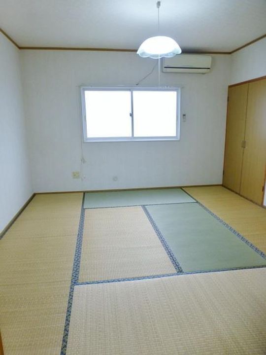 サングリーンの居間