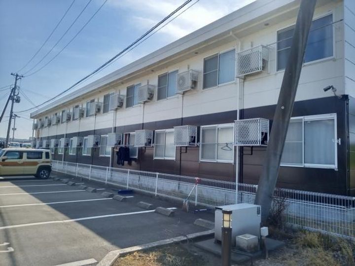 レオパレスブルースカイの内装