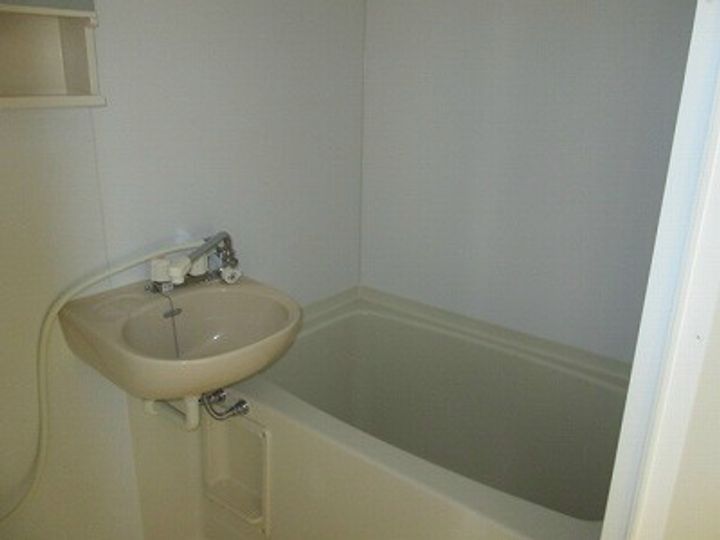 神奈川県藤沢市湘南台7(アパート)の賃貸物件の風呂