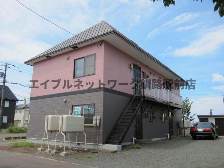 メゾンソレイユ(川端町)の外観