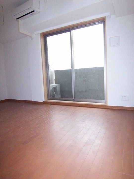 ARTESSIMO LINK BE RISの内装