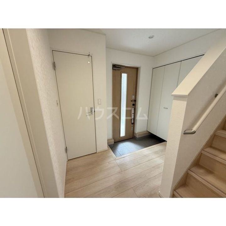 千葉県四街道市大日(一戸建)の賃貸物件の玄関