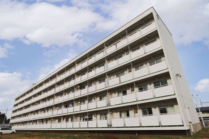 岩手県紫波郡紫波町北日詰字白旗(マンション)の賃貸物件の外観