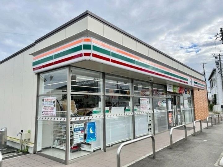 スカイハイムBの周辺