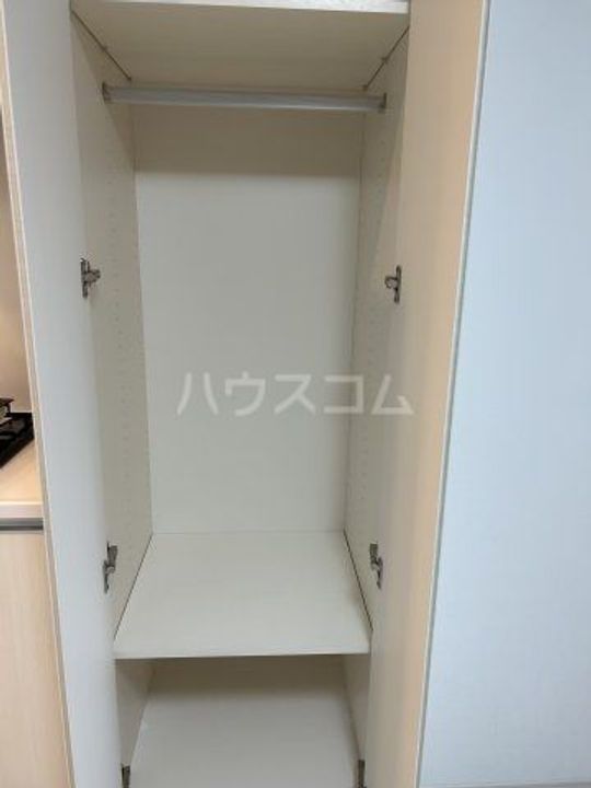 ライオンズフォーシア中野の内装
