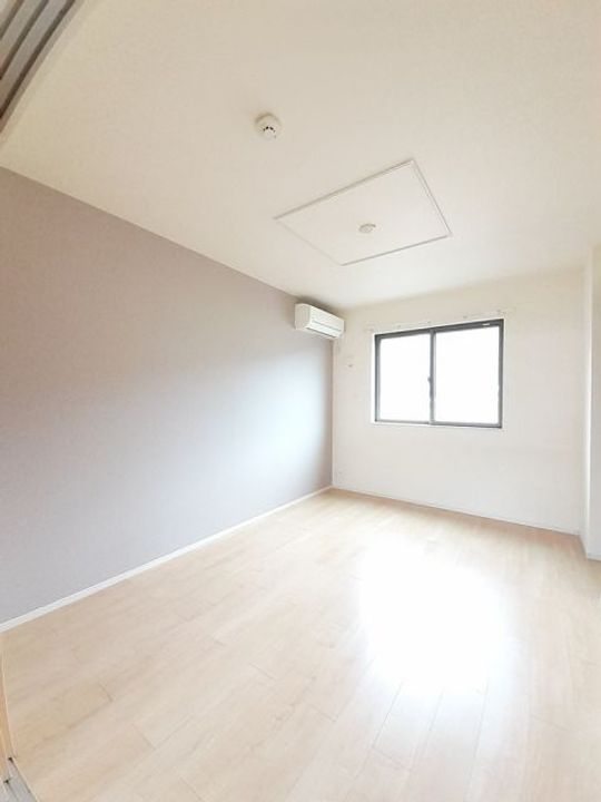 ルミエール イリゼBの内装