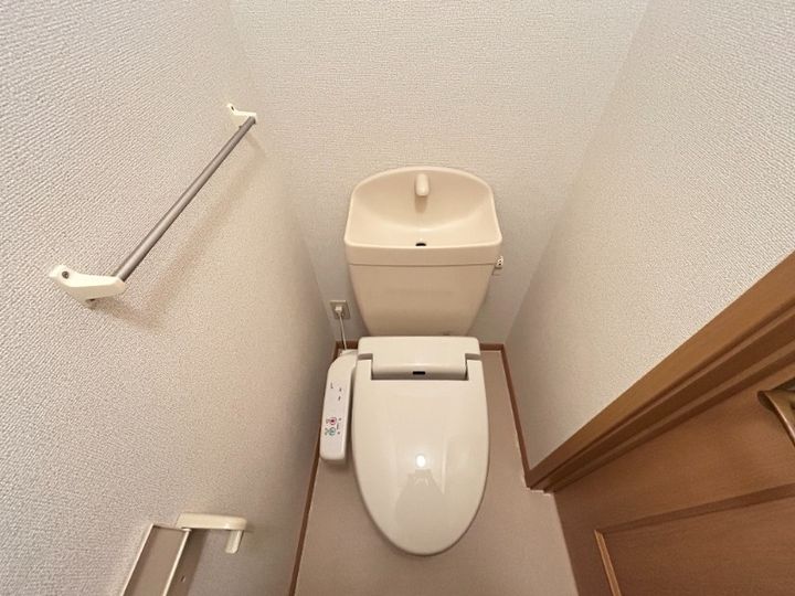 ハーモニーK IIの内装