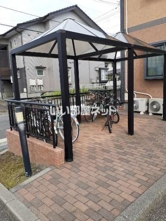 ウイングバレンの地図