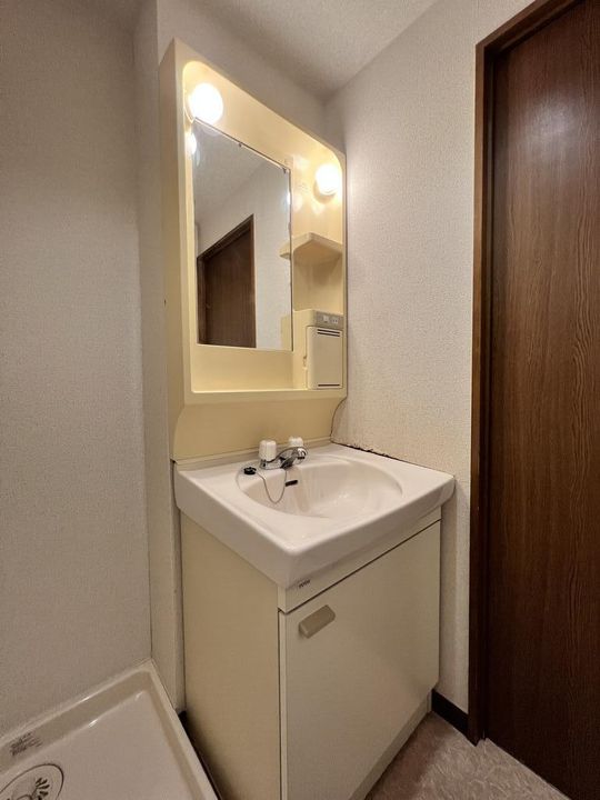 東京都多摩市一ノ宮3(マンション)の賃貸物件の内装