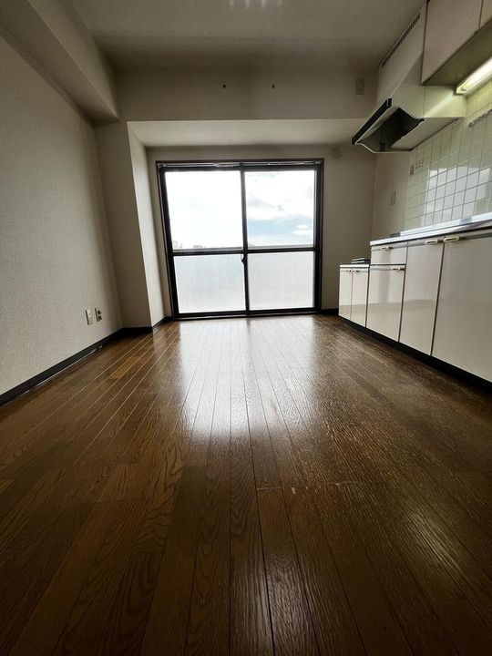 東京都多摩市一ノ宮3(マンション)の賃貸物件の居間