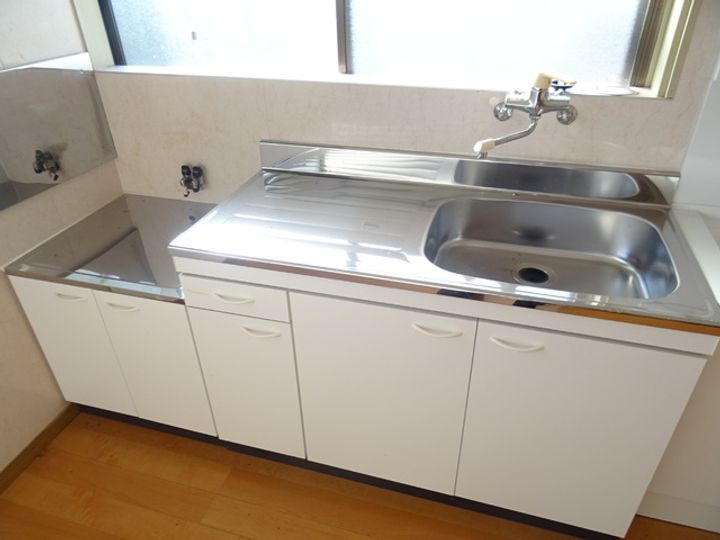 新潟県新潟市東区石山2(アパート)の賃貸物件のキッチン