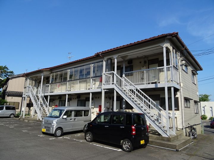 新潟県新潟市東区石山2(アパート)の賃貸物件の外観