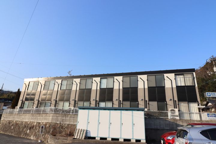 レオパレスひいらぎIIIの外観