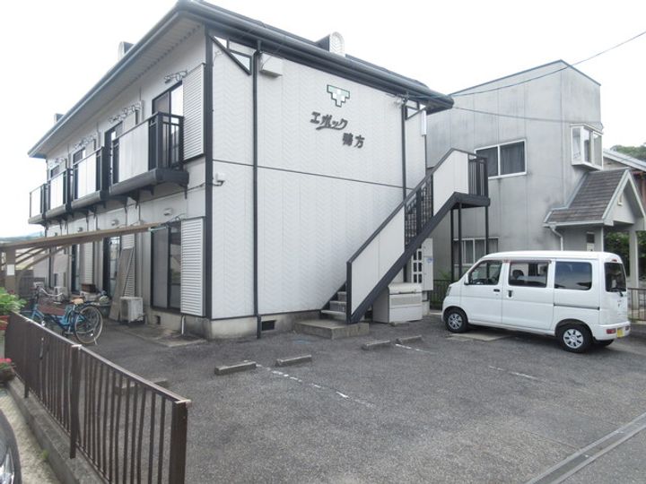 岡山県浅口市鴨方町六条院中(アパート)の賃貸物件の外観