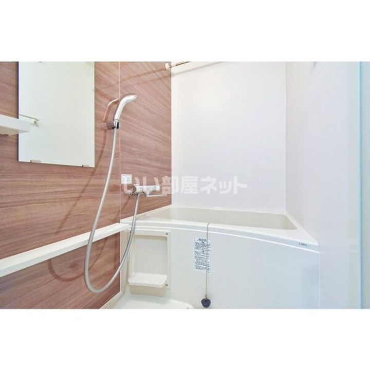 アドバンス神戸パーチェの風呂