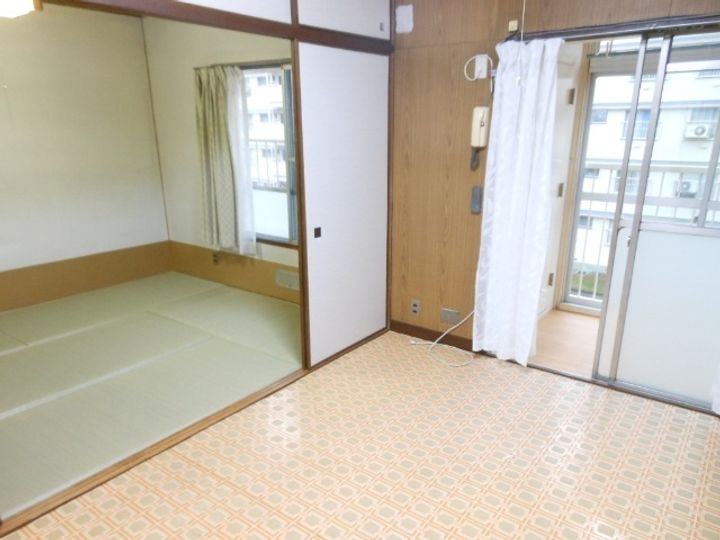 杭瀬団地21号棟の居間