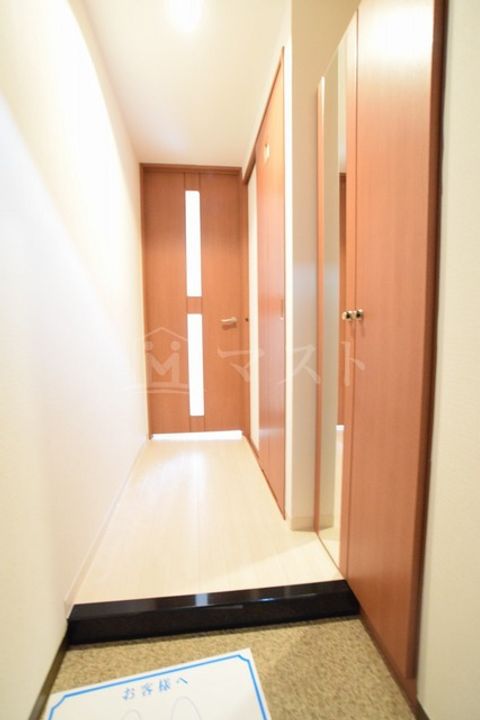 大阪府大阪市北区曾根崎新地2(マンション)の賃貸物件の玄関