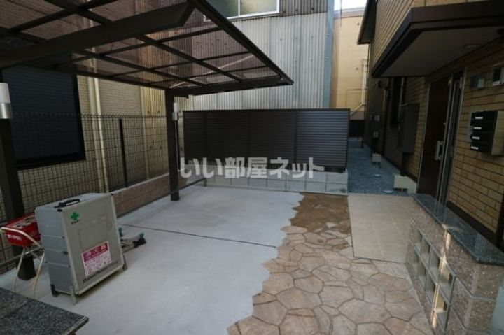 大阪府東大阪市横小路町5(アパート)の賃貸物件の地図