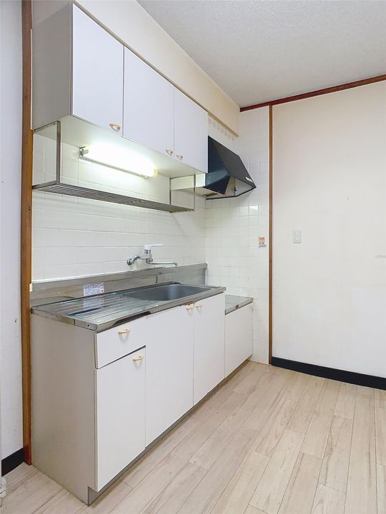 リバーサイドマンションIIのキッチン