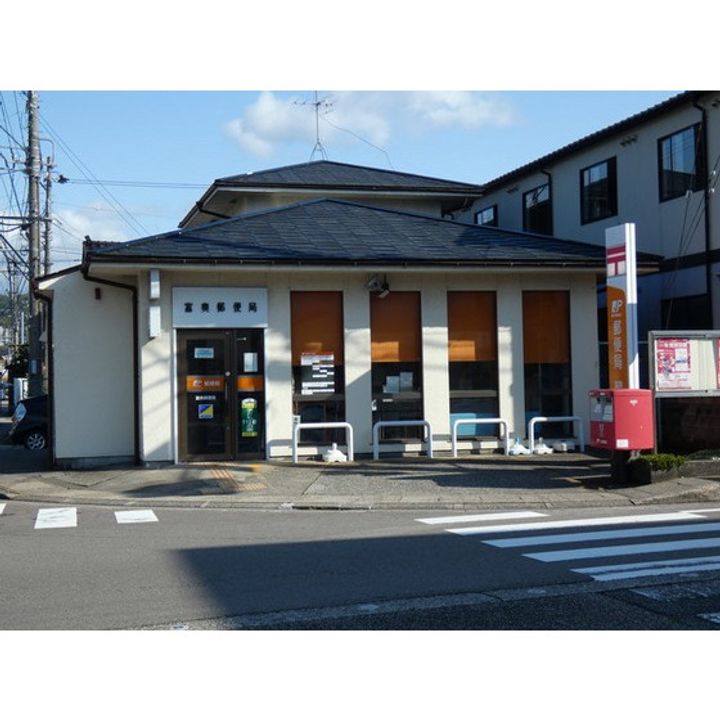 ジュニア・Yの周辺
