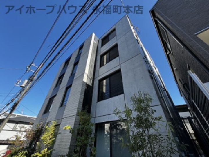 東京都杉並区和泉4(マンション)の賃貸物件の外観