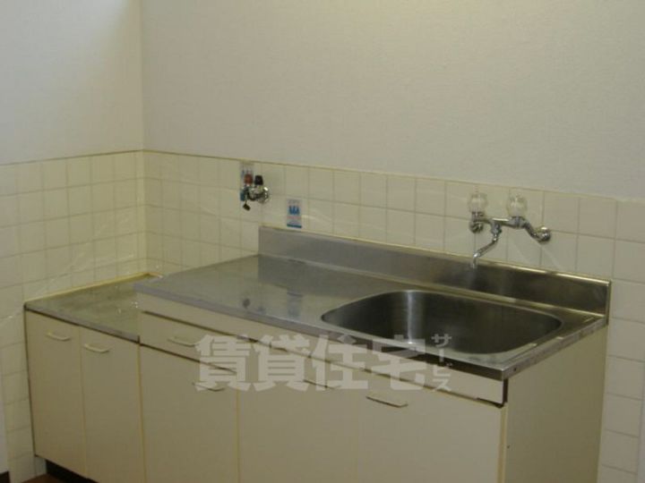 四坊大宮ビルの居間