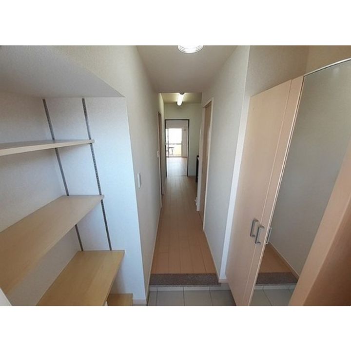 ラ・トゥール新都心の玄関