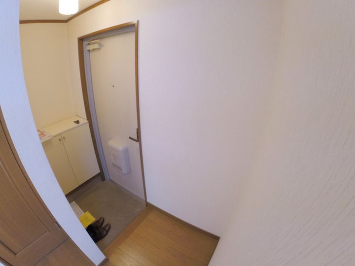 プチメゾンの玄関