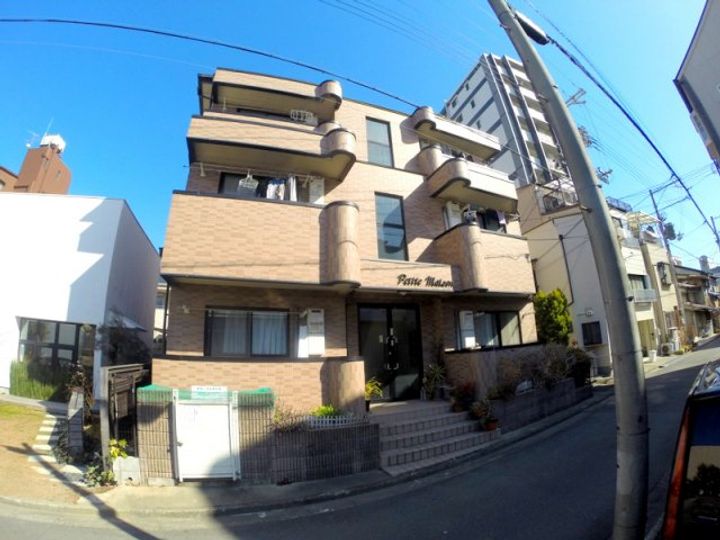 プチメゾンの外観