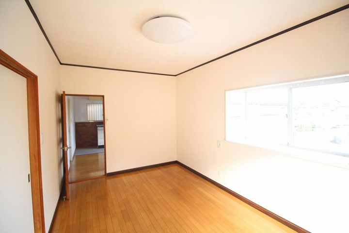 エステート虹ヶ丘 Bの内装