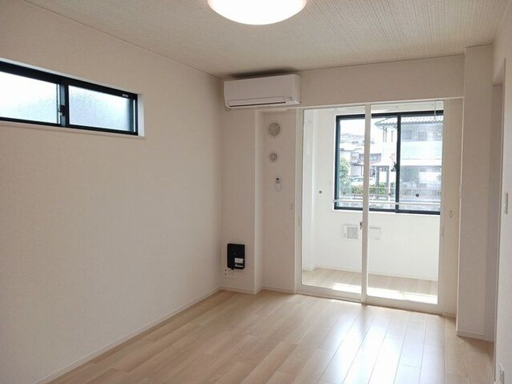 メゾン フランの居間