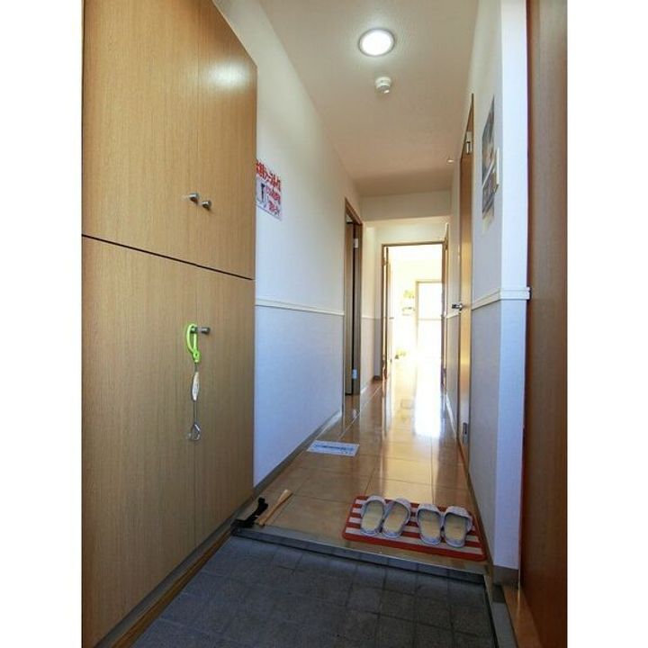 栃木県栃木市薗部町2(マンション)の賃貸物件の玄関