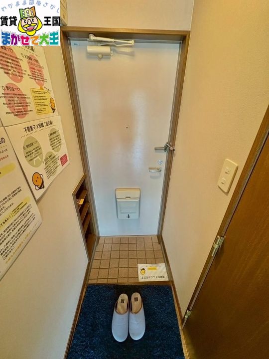 アメニティ葉山の玄関