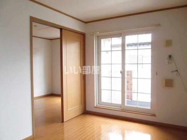 栃木県下都賀郡壬生町表町(アパート)の賃貸物件の居間
