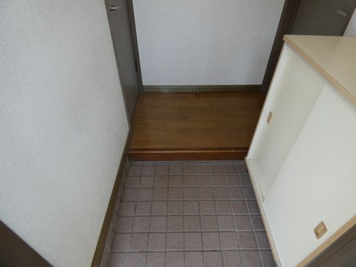 ハイツかきくけこの玄関