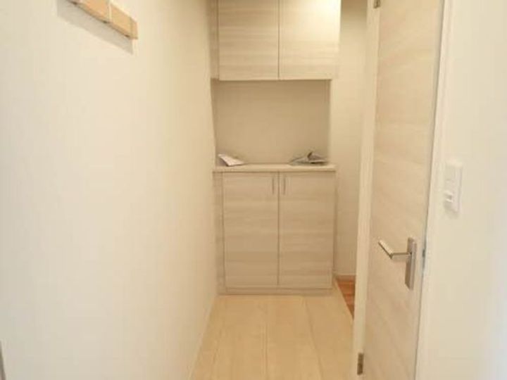 新潟県新潟市中央区新光町(マンション)の賃貸物件の玄関