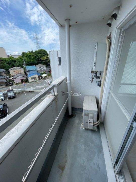 リエス上島 A館の内装