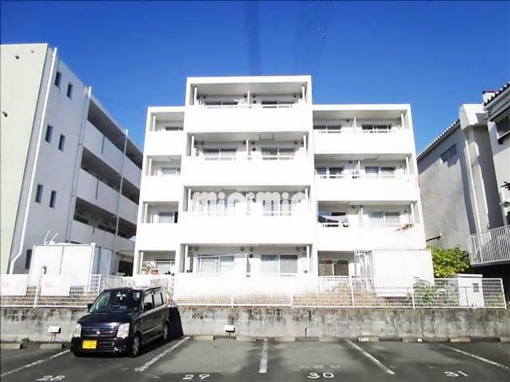 リエス上島 A館の外観