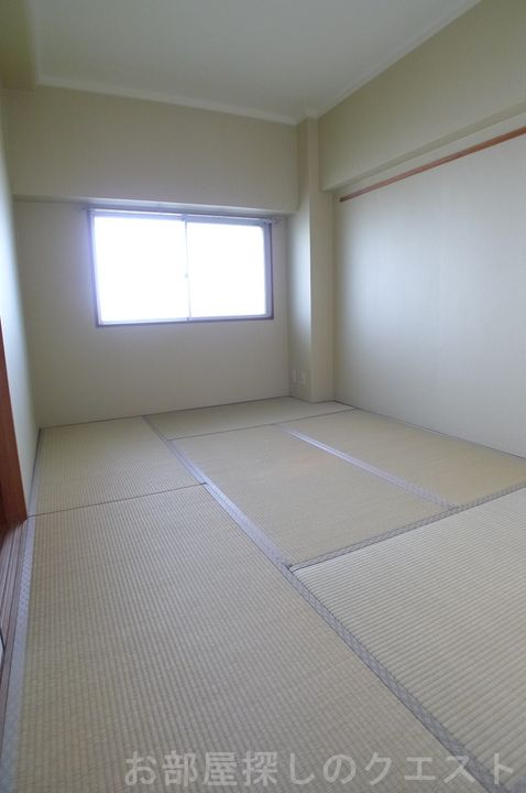 サンライズ江副の内装