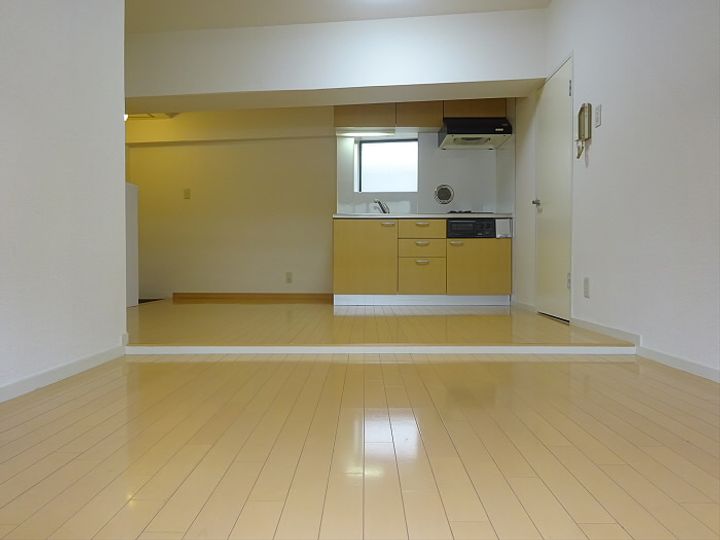東京都世田谷区松原5(マンション)の賃貸物件の居間