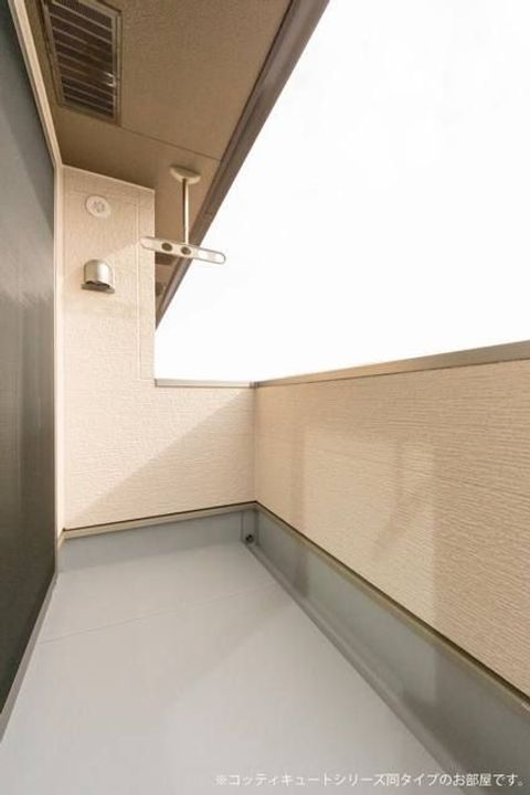 リバーサイド深見 IIの内装