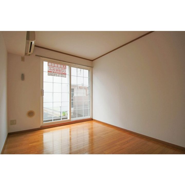 グリーンベルA棟の居間