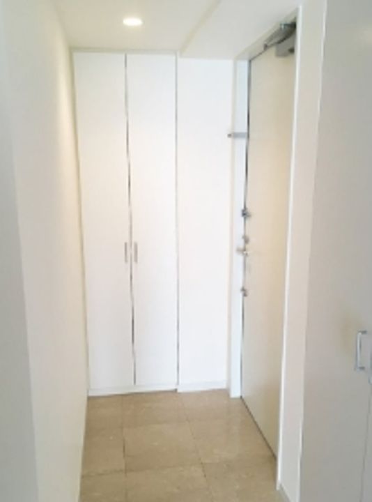 フレンシア麻布十番ノースの玄関