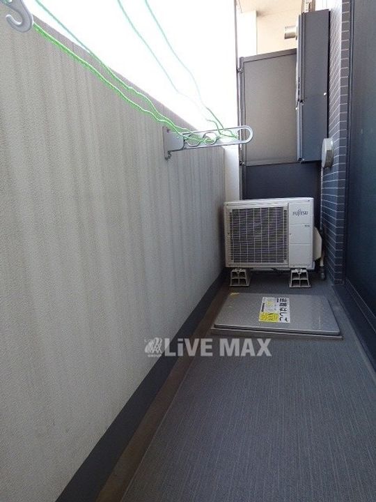 ALTERNA銀座の内装