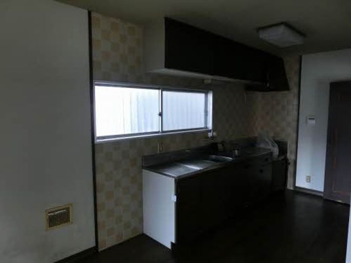 広島県呉市仁方本町1(一戸建)の賃貸物件のキッチン